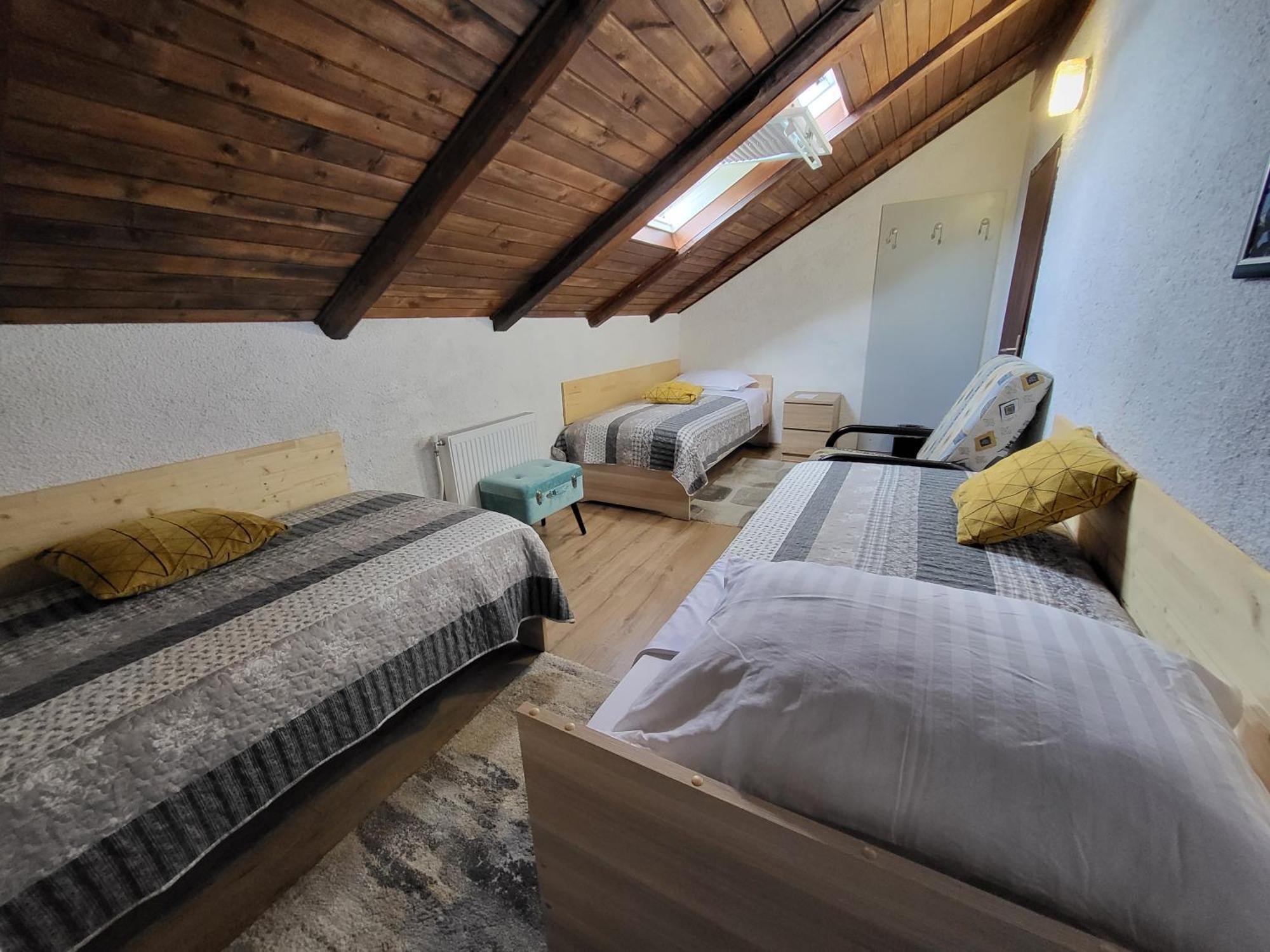Koca Sredi Gozda Hotel Kanal Buitenkant foto